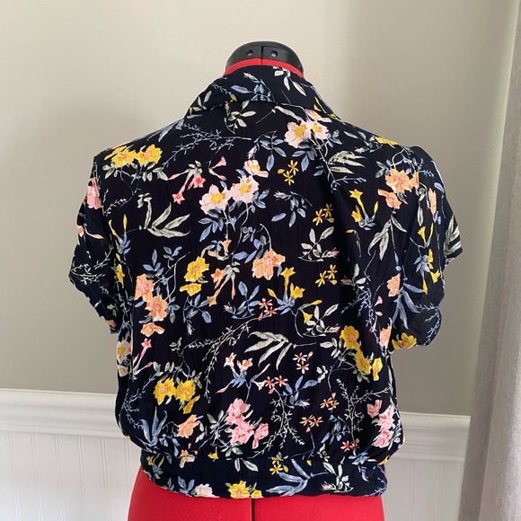 Altered State Top - Picture 2 of 2